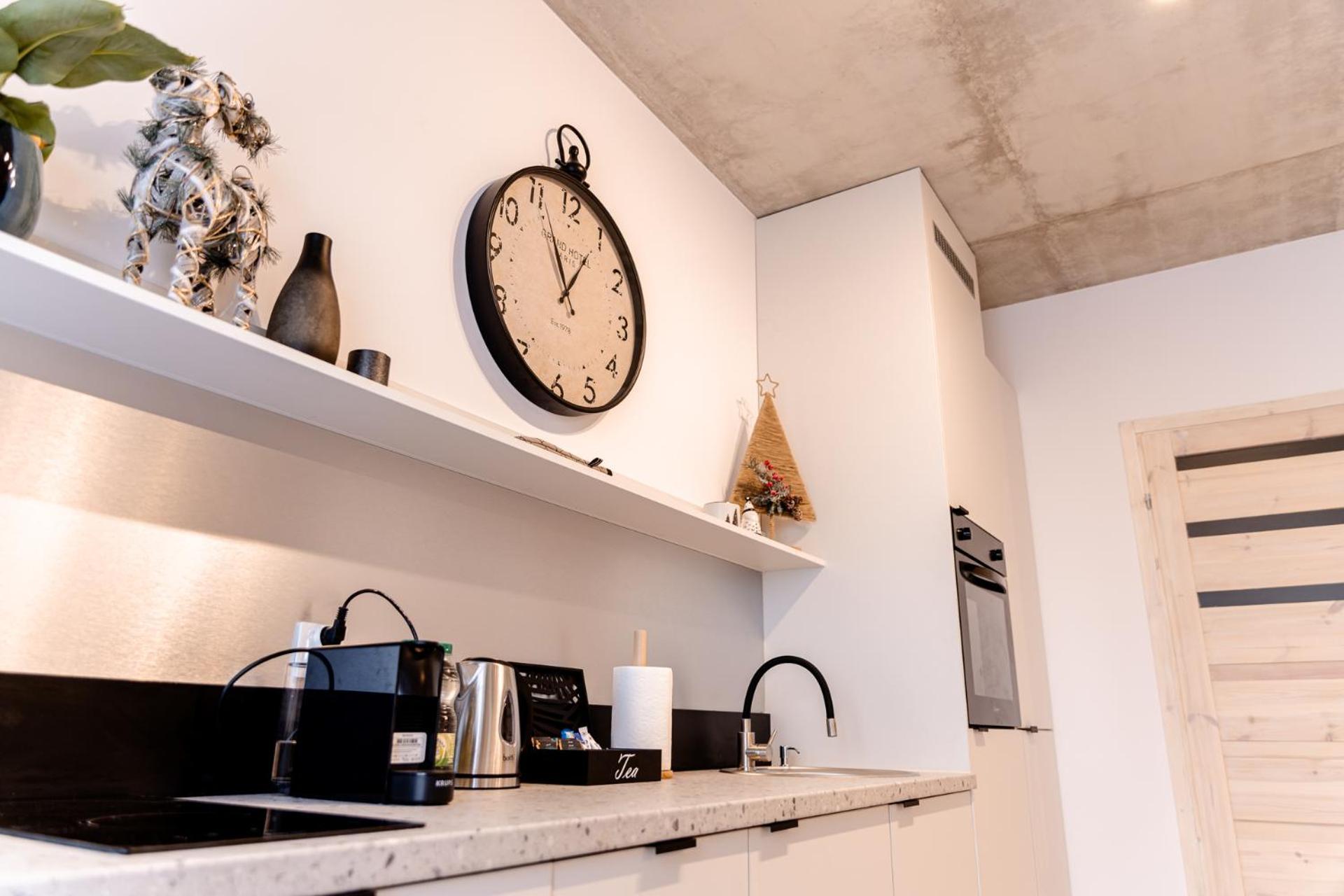 Hop & Lulu Delux Apartments Голеню Экстерьер фото