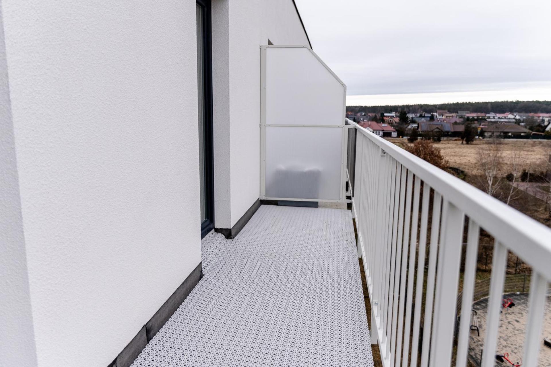 Hop & Lulu Delux Apartments Голеню Экстерьер фото