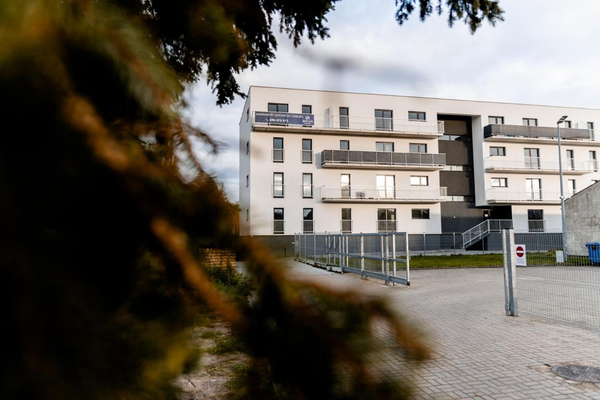 Hop & Lulu Delux Apartments Голеню Экстерьер фото
